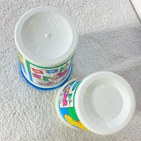 5/$35 Vintage 90s Chili’s Plastic Takeaway Souvenir Kid’s Cups W One Lid - Picture 7 of 9